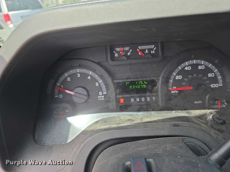 image for item FH6051 2014 Ford E250 van