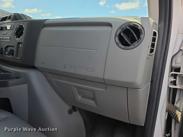 image for item FH6051 2014 Ford E250 van