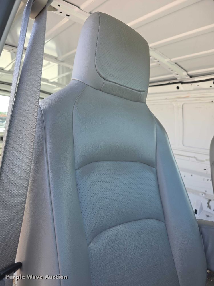 image for item FH6051 2014 Ford E250 van