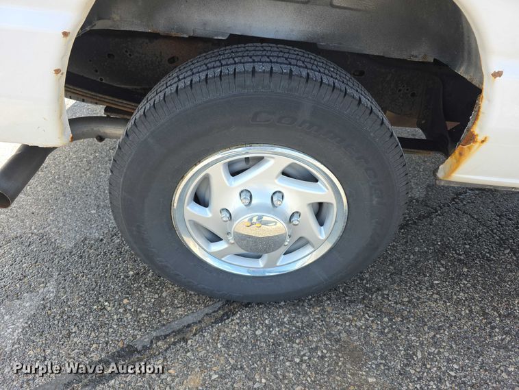 image for item FH6051 2014 Ford E250 van