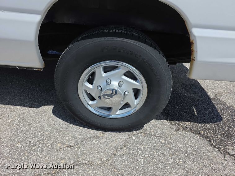 image for item FH6051 2014 Ford E250 van