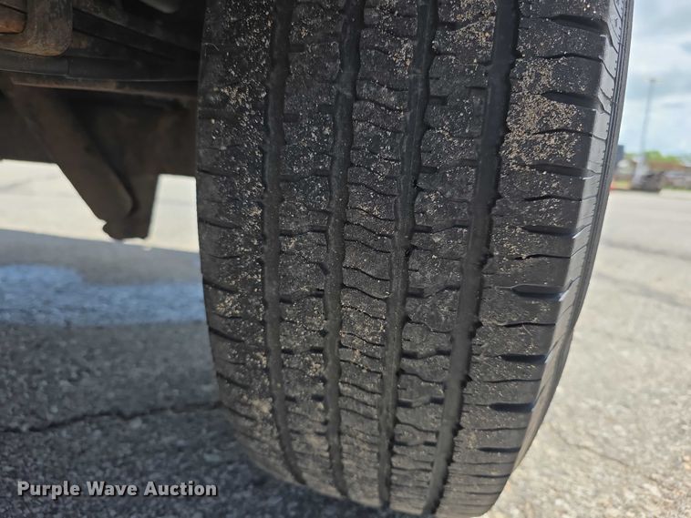 image for item FH6051 2014 Ford E250 van