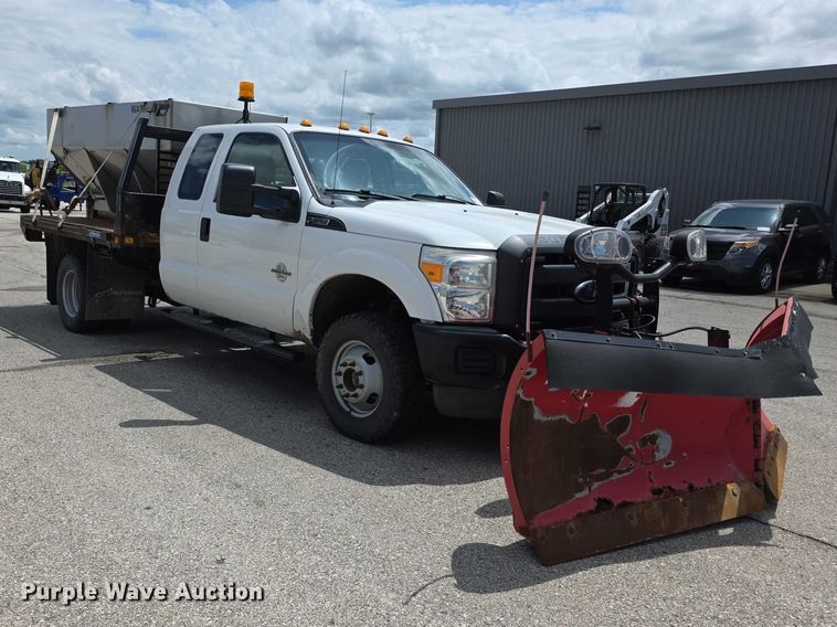 image for item FH6052 2014 Ford F350 Super Duty Ext. Cab dump flatbed pickup truck
