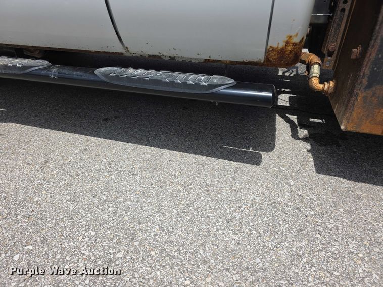 image for item FH6052 2014 Ford F350 Super Duty Ext. Cab dump flatbed pickup truck