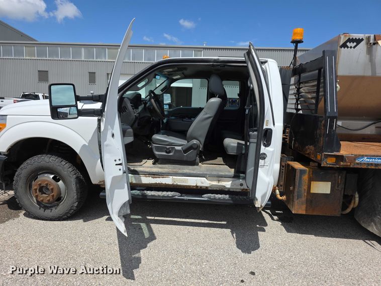 image for item FH6052 2014 Ford F350 Super Duty Ext. Cab dump flatbed pickup truck