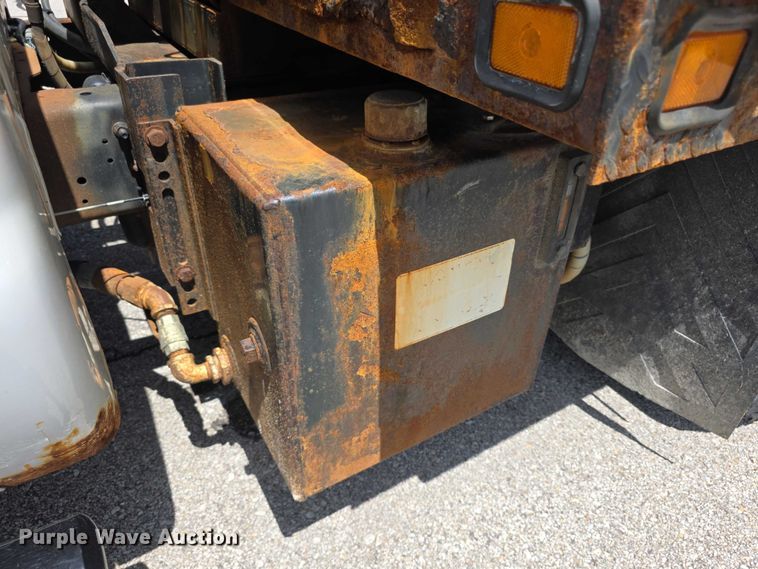 image for item FH6052 2014 Ford F350 Super Duty Ext. Cab dump flatbed pickup truck