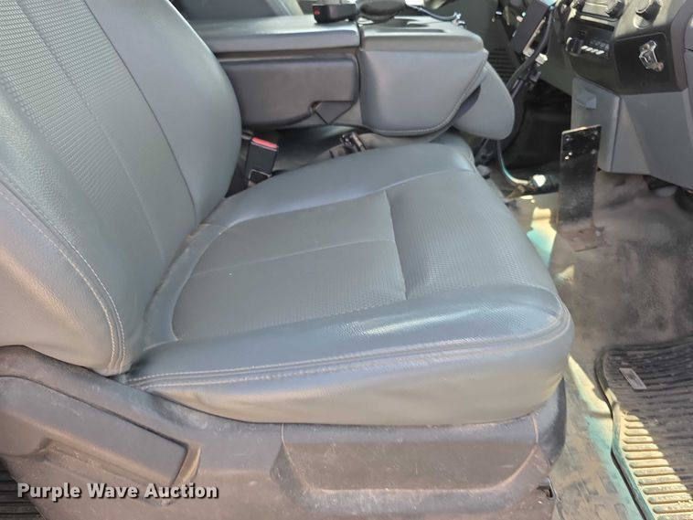 image for item FH6052 2014 Ford F350 Super Duty Ext. Cab dump flatbed pickup truck