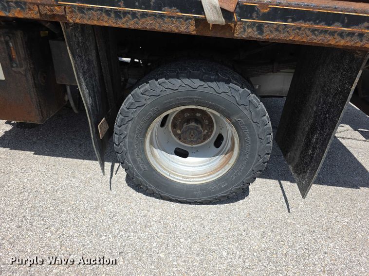 image for item FH6052 2014 Ford F350 Super Duty Ext. Cab dump flatbed pickup truck