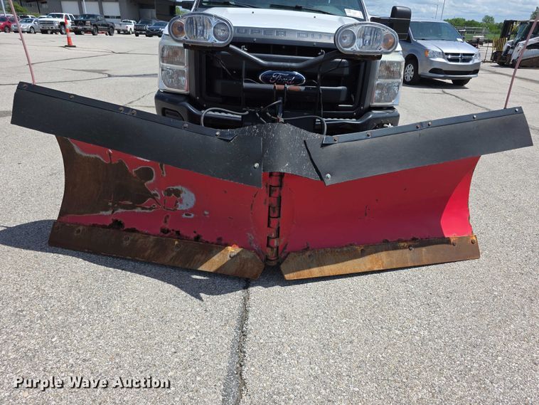 image for item FH6052 2014 Ford F350 Super Duty Ext. Cab dump flatbed pickup truck