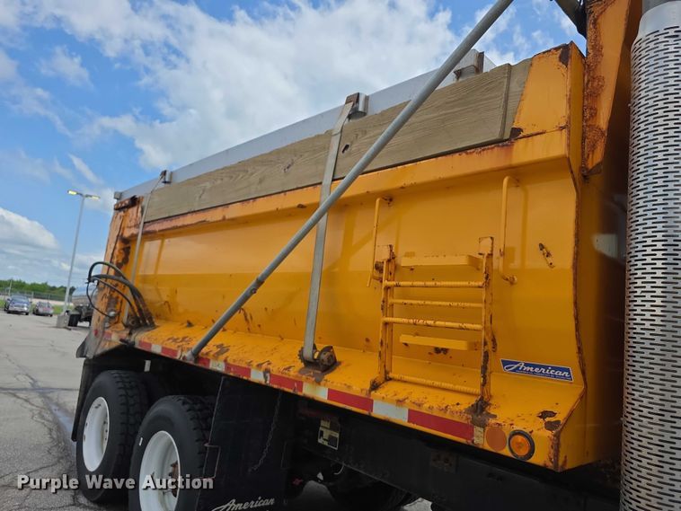 image for item FH6053 2015 Mack Granite GU713 dump truck