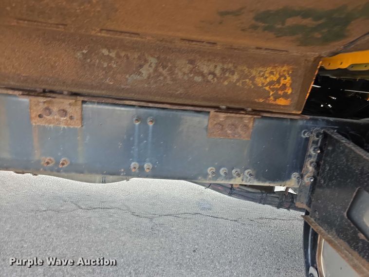 image for item FH6053 2015 Mack Granite GU713 dump truck