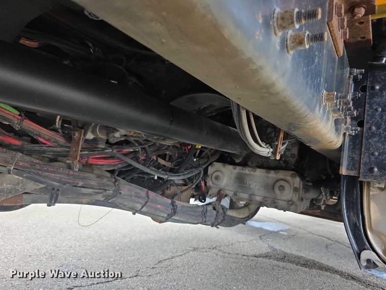image for item FH6053 2015 Mack Granite GU713 dump truck