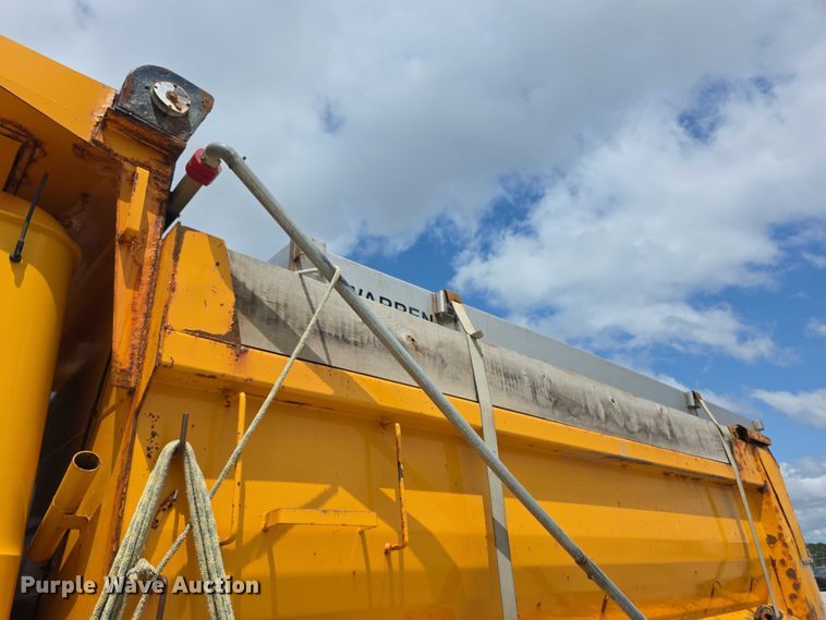 image for item FH6053 2015 Mack Granite GU713 dump truck