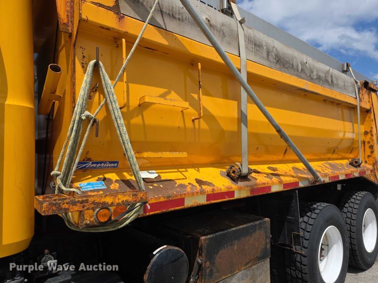 image for item FH6053 2015 Mack Granite GU713 dump truck