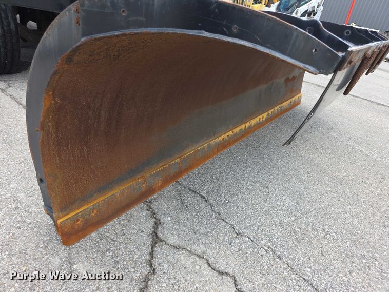 image for item FH6053 2015 Mack Granite GU713 dump truck