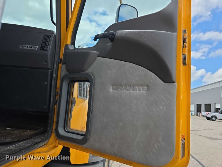 image for item FH6053 2015 Mack Granite GU713 dump truck