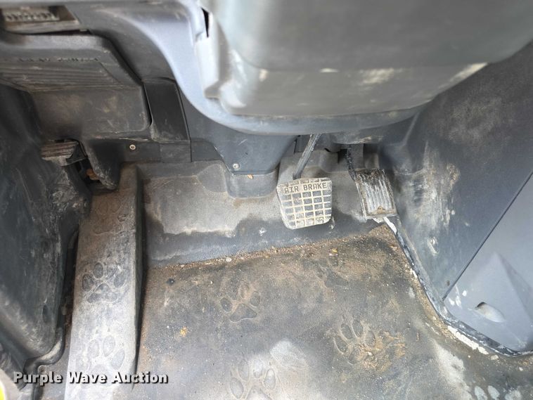 image for item FH6053 2015 Mack Granite GU713 dump truck
