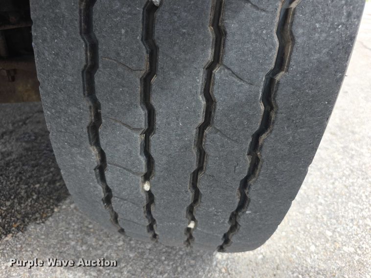 image for item FH6053 2015 Mack Granite GU713 dump truck