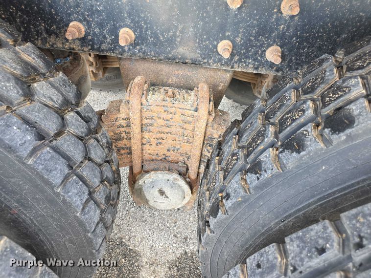 image for item FH6053 2015 Mack Granite GU713 dump truck