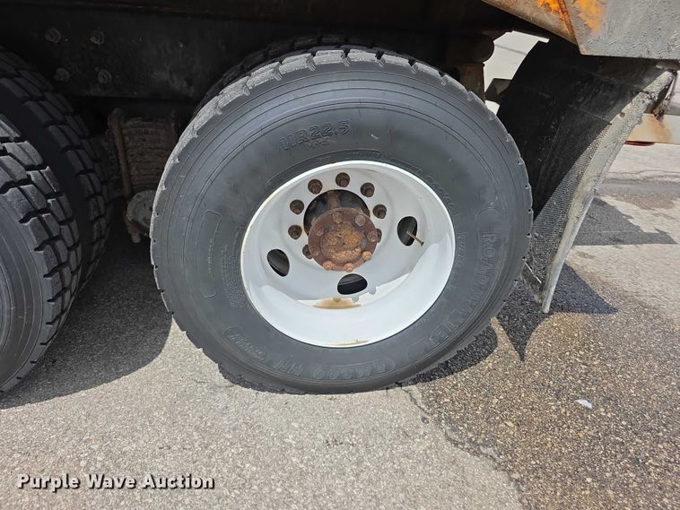 image for item FH6053 2015 Mack Granite GU713 dump truck