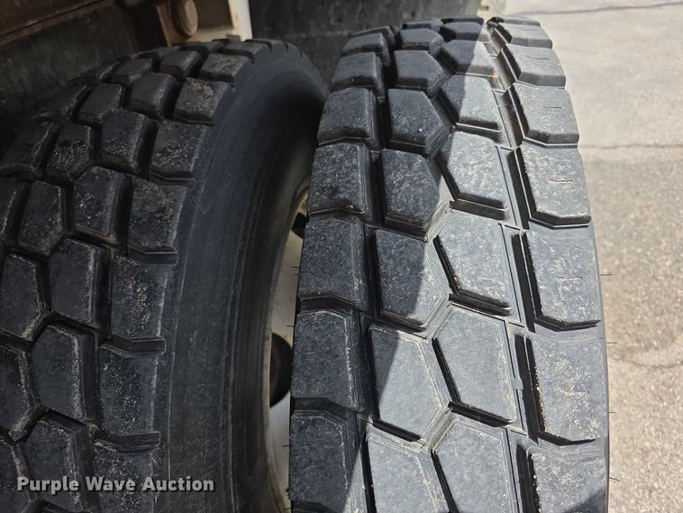 image for item FH6053 2015 Mack Granite GU713 dump truck