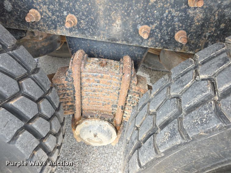 image for item FH6053 2015 Mack Granite GU713 dump truck