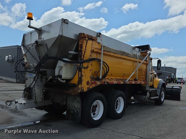 image for item FH6054 2015 Mack Granite GU713 dump truck