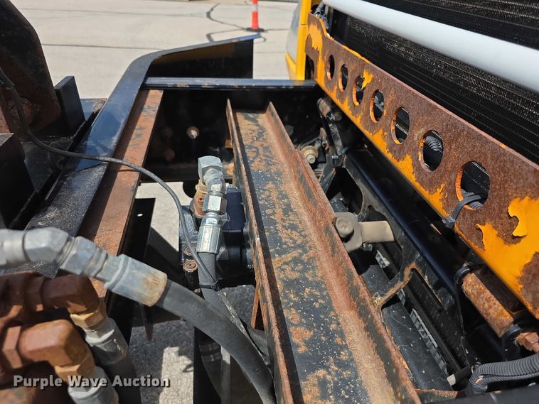 image for item FH6054 2015 Mack Granite GU713 dump truck