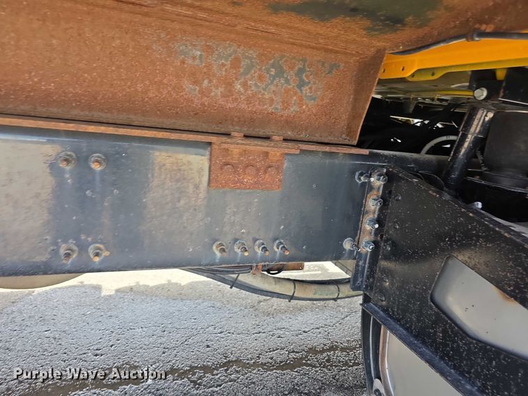 image for item FH6054 2015 Mack Granite GU713 dump truck