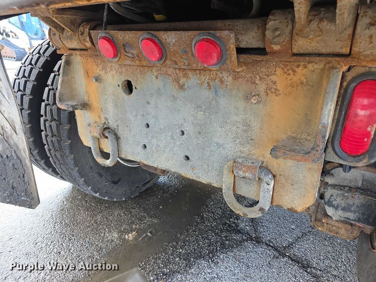 image for item FH6054 2015 Mack Granite GU713 dump truck