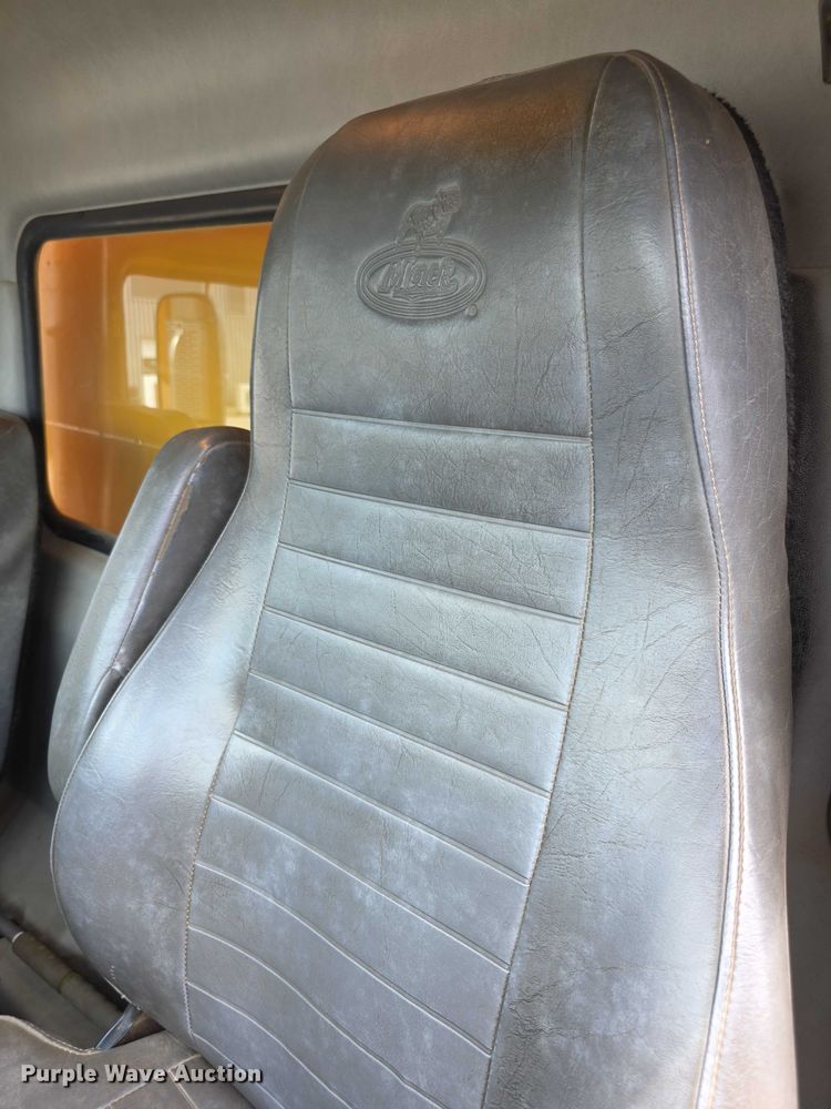 image for item FH6054 2015 Mack Granite GU713 dump truck