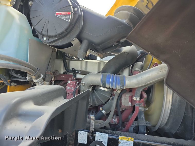 image for item FH6054 2015 Mack Granite GU713 dump truck