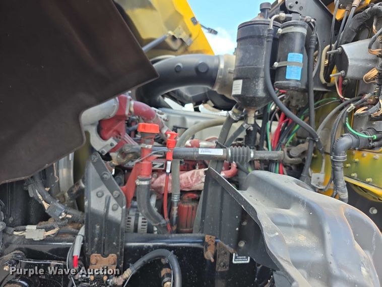 image for item FH6054 2015 Mack Granite GU713 dump truck