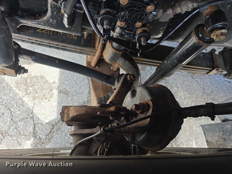 image for item FH6054 2015 Mack Granite GU713 dump truck