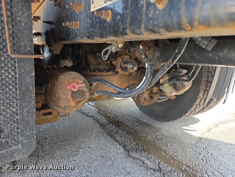 image for item FH6054 2015 Mack Granite GU713 dump truck