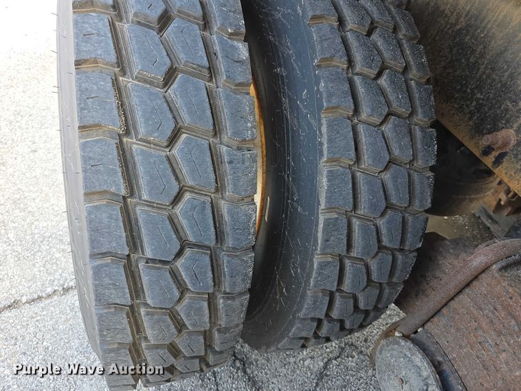 image for item FH6054 2015 Mack Granite GU713 dump truck