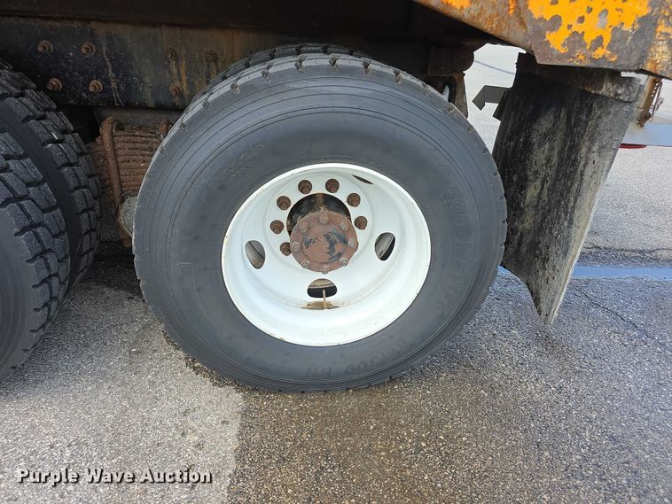image for item FH6054 2015 Mack Granite GU713 dump truck