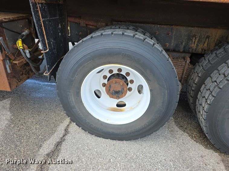 image for item FH6054 2015 Mack Granite GU713 dump truck