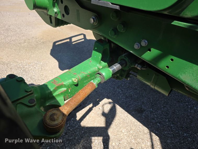 image for item FH6055 2011 John deere 6125M MFWD tractor