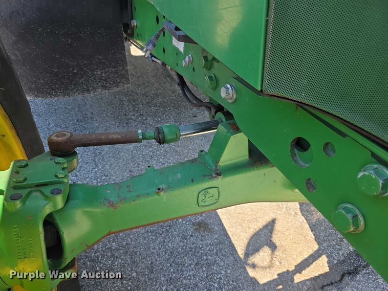 image for item FH6055 2011 John deere 6125M MFWD tractor