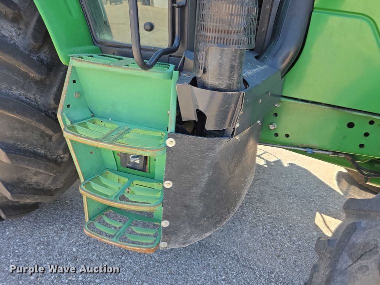 image for item FH6055 2011 John deere 6125M MFWD tractor