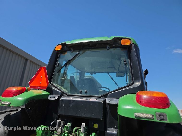 image for item FH6055 2011 John deere 6125M MFWD tractor