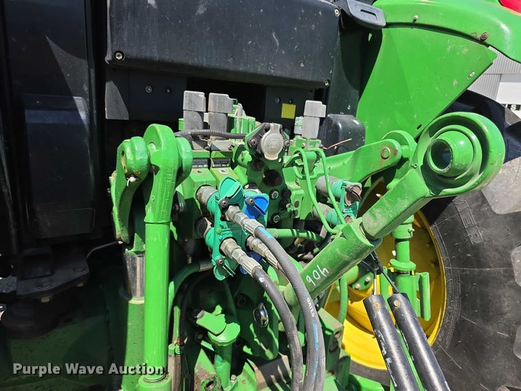 image for item FH6055 2011 John deere 6125M MFWD tractor