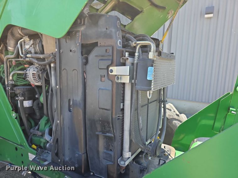 image for item FH6055 2011 John deere 6125M MFWD tractor