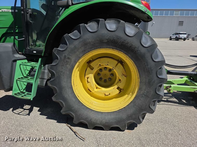 image for item FH6055 2011 John deere 6125M MFWD tractor
