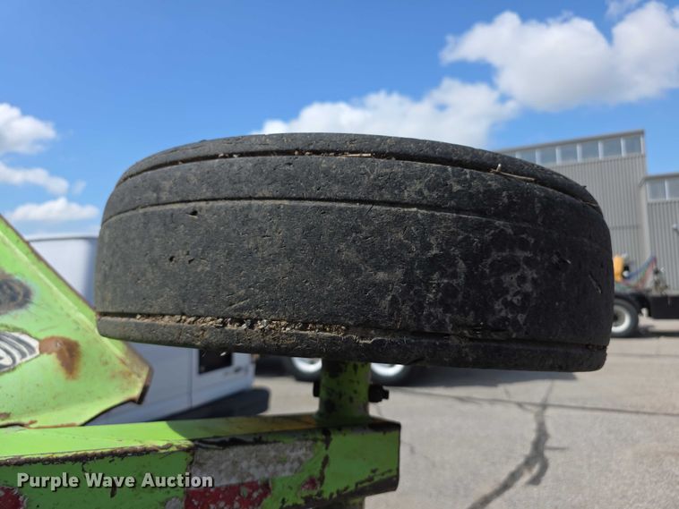 image for item FH6056 2012 Schulte XH1000-S3 rotary mower