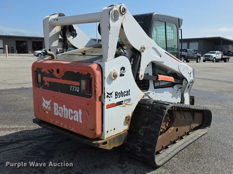 image for item FH6057 2015 Bobcat T770 tracked skid steer loader