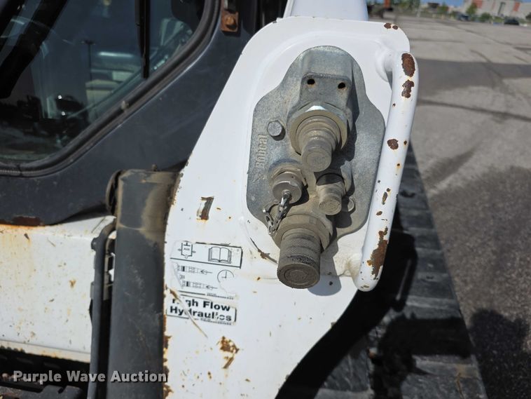 image for item FH6057 2015 Bobcat T770 tracked skid steer loader