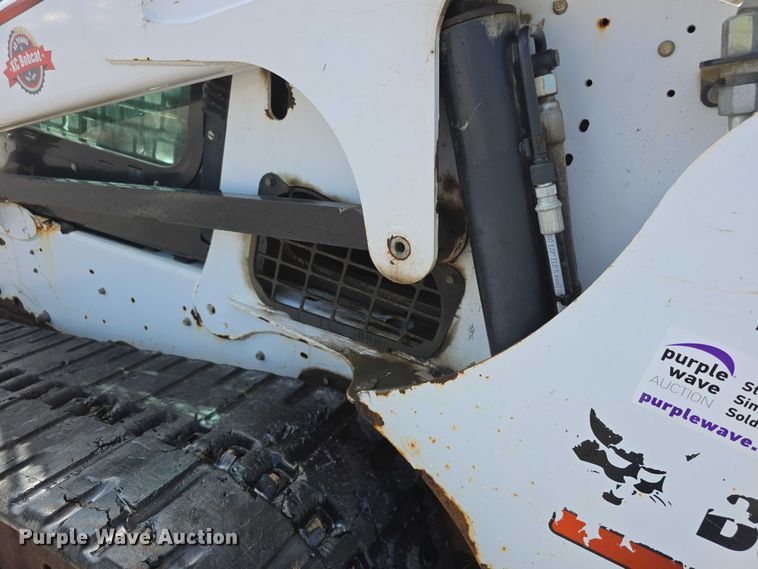 image for item FH6057 2015 Bobcat T770 tracked skid steer loader
