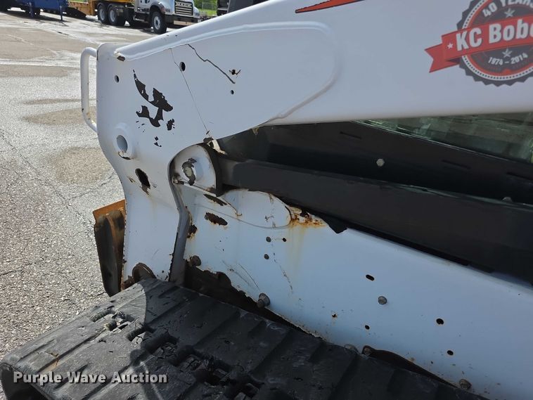 image for item FH6057 2015 Bobcat T770 tracked skid steer loader